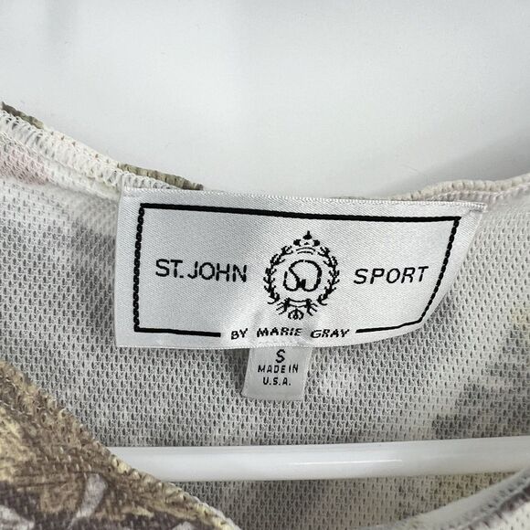 St. John Sport Blouse S USA Open Knit Travel Postage Stamp Preppy Casual Summer - Picture 2 of 10